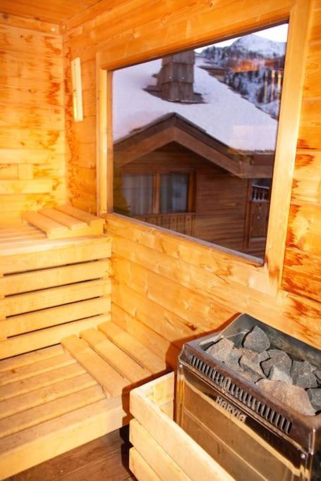 Rez De Chalet, Sauna Exterieur, Wifi, 4-6 Pers, 50M2 Ізола-2000 Екстер'єр фото